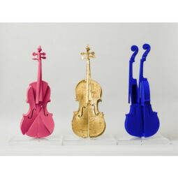 Hommage à Yves Klein - 3 violons - ARMAN - Galeries Bartoux