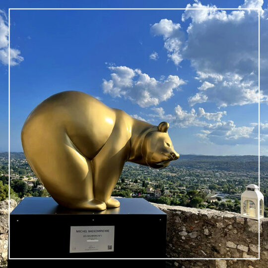 Back to images - Fragile Colossus by Michel Bassompierre Back to images - Fragile Colossus by Michel Bassompierre - Galeries Bartoux