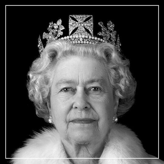 TRIBUTE TO QUEEN ELIZABETH II - EXCEPTIONAL CLOSING - Galeries Bartoux