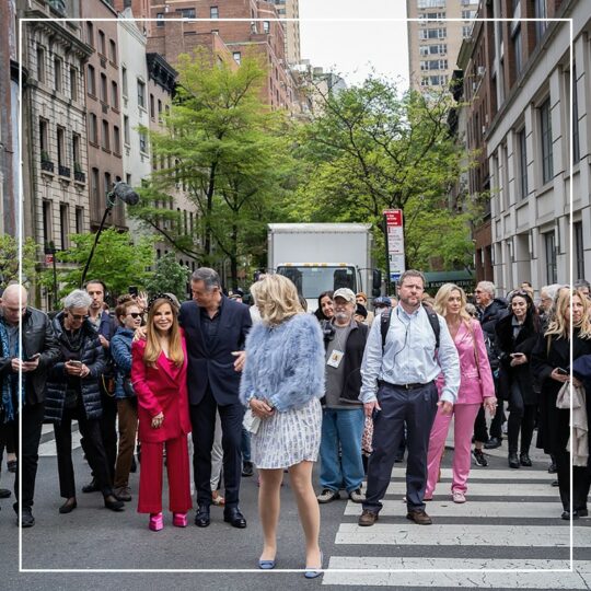 INAUGURATION OF CAROLE FEUERMAN'S MONUMENTAL EXHIBITION IN NYC - Galeries Bartoux